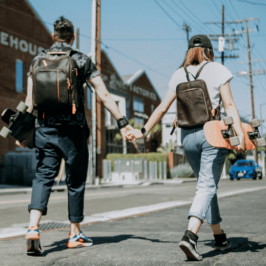 morrales en cuero para hombres y mujeres
