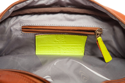 Kit de viaje en cuero con gran espacio, color miel 